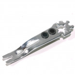 LLAVE 4 EN 1: FIJA/VOLANTE/RÓTULAS/GUARDA BUJÍA