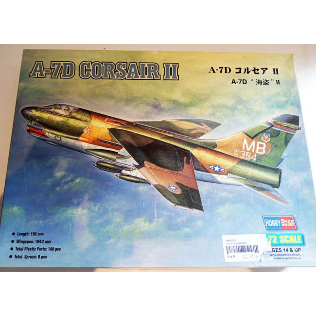 MAQUETA A-7D CORSAIR II ESCALA 1/72