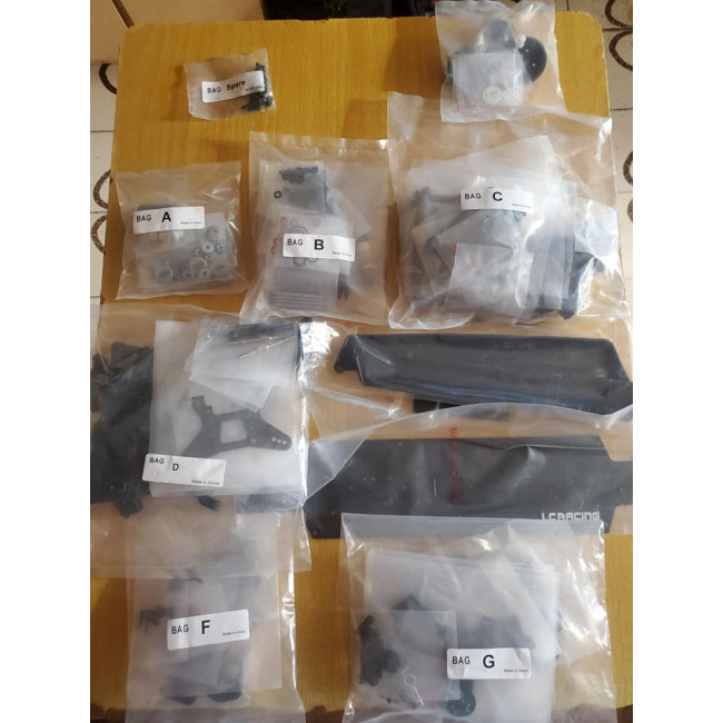 Coche RC LC Racing LC10B5 4x4 competición buggy en kit de montaje (solo el coche)