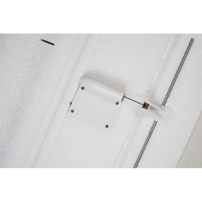 AVIÓN ASW-17 2500MM PNP