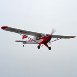 AVIÓN J3 CUB V3 1400MM PNP + FLOTADORES DE REGALO