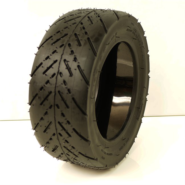 NEUMÁTICO 11'' TUBELESS GT II+