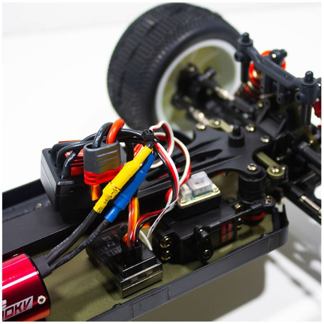 COCHE BRUSHLESS TRUGGY 1/14 EMB-TGH LC RACING RTR BATERÍA LIPO 7,4V BLANCO ROJO