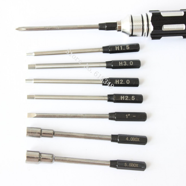 JUEGO DE LLAVES INTERCAMBIABLES 8 EN 1